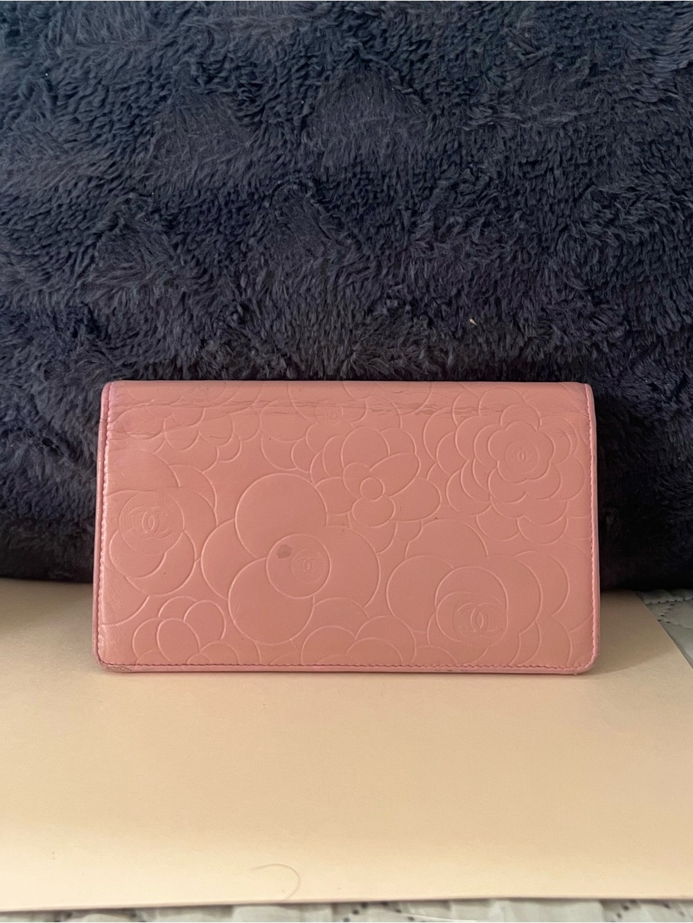Chanel Pink Camellia Wallet - Picture 2 of 3